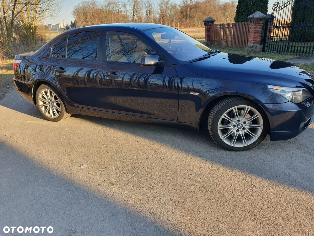 BMW Seria 5 525xi Edition Exclusive - 10