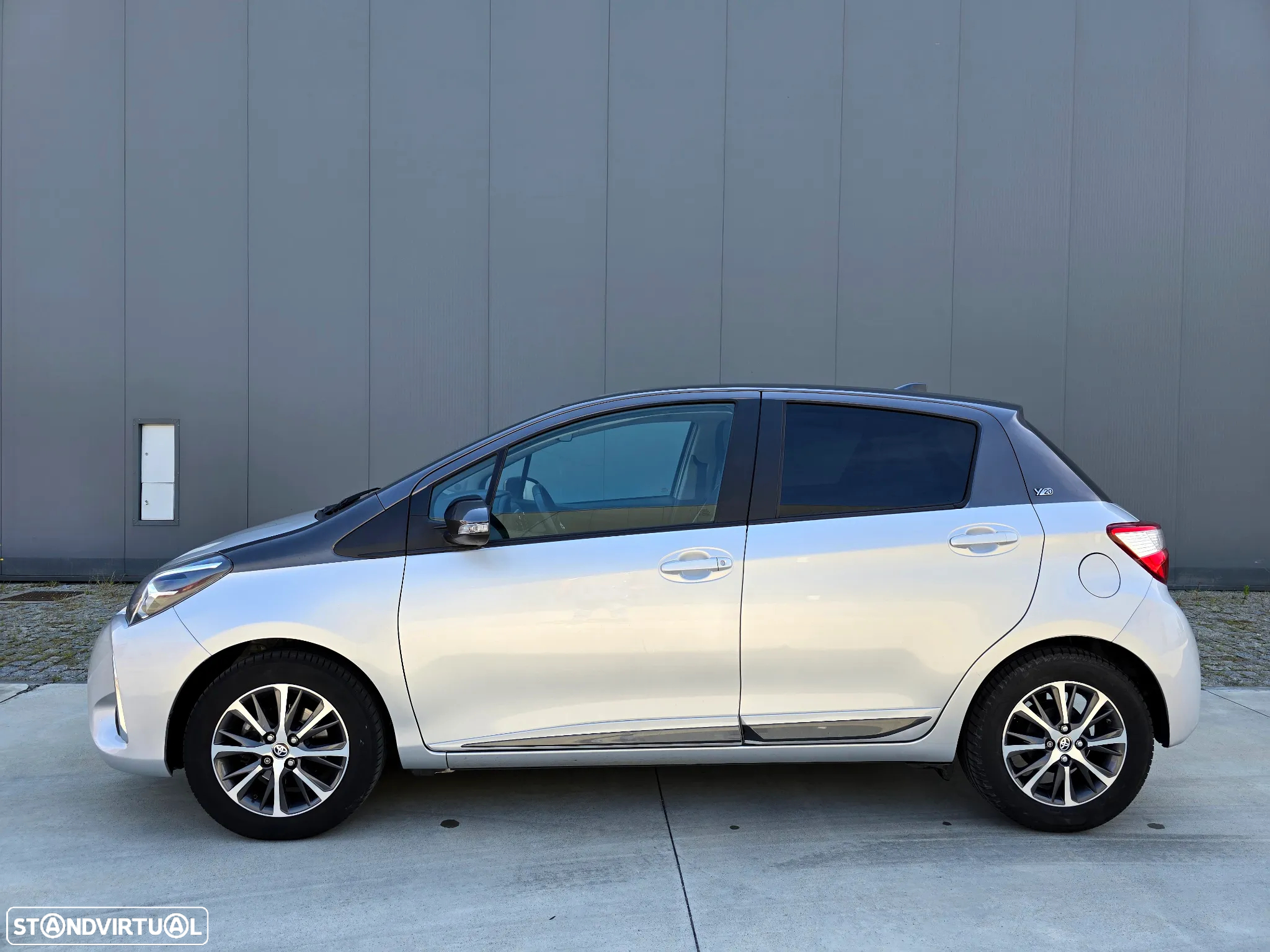 Toyota Yaris 1.0 VVT-i Y20 Club - 3