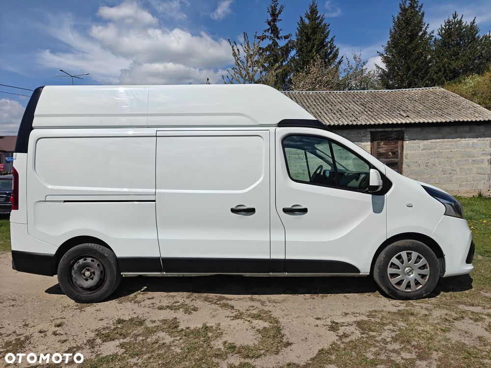 Nissan NV300 - 4