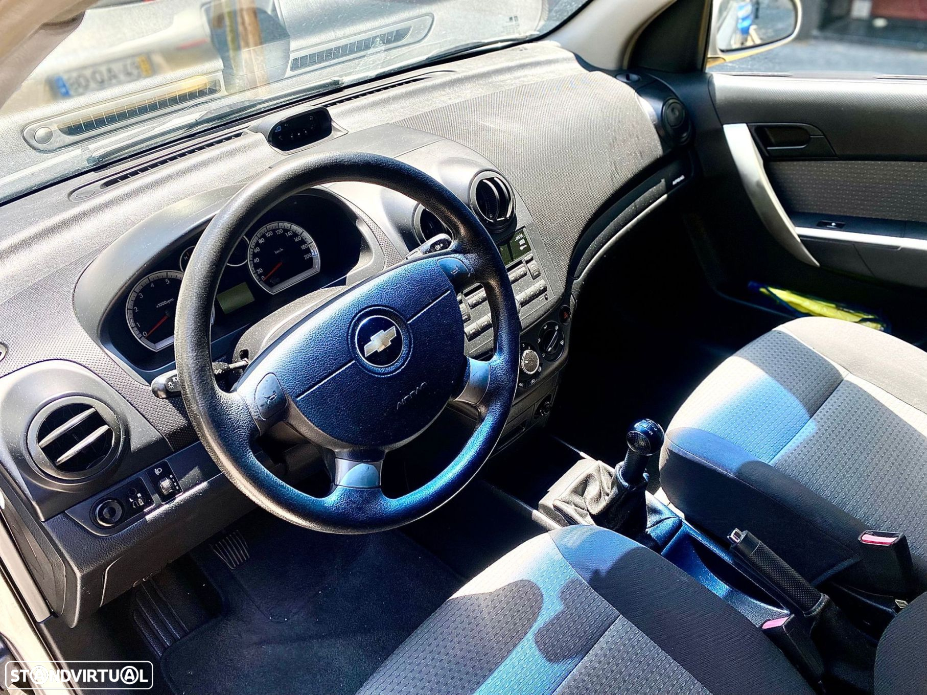Chevrolet Aveo 1.2 L - 12