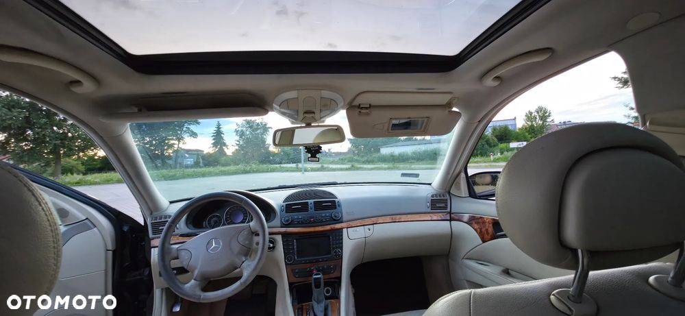 Mercedes-Benz Klasa E 320 CDI Elegance - 11
