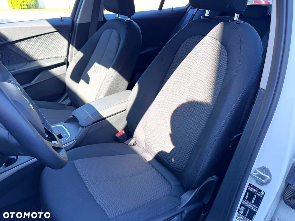 BMW Seria 1 118i - 12