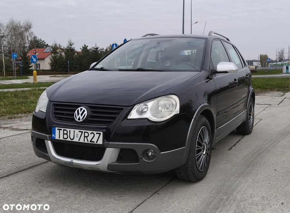 Volkswagen Polo 1.4 TDI Comfortline - 1