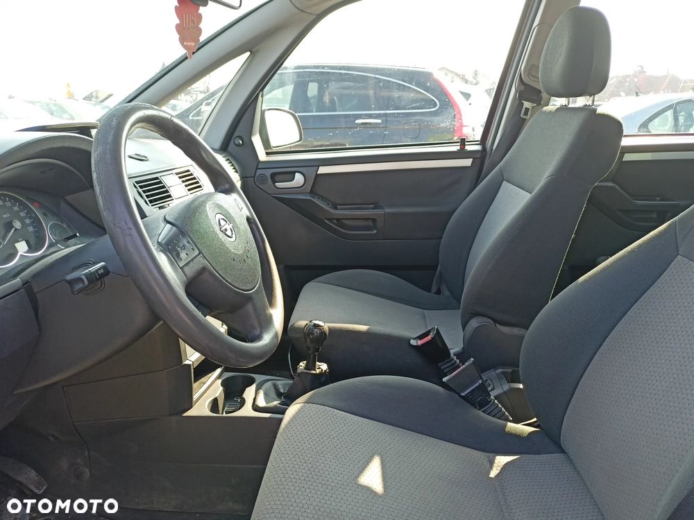 Opel Meriva - 8