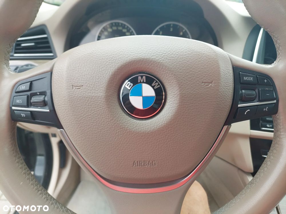 BMW Seria 5 525d xDrive Modern Line - 18