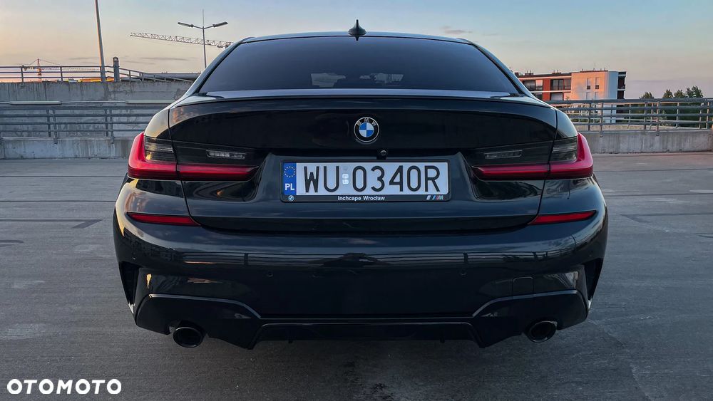 BMW Seria 3 320d M Sport - 8