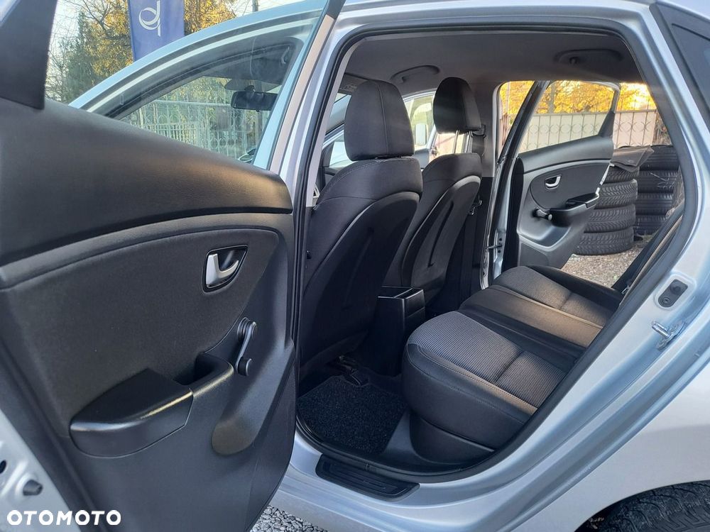 Hyundai i30 - 16