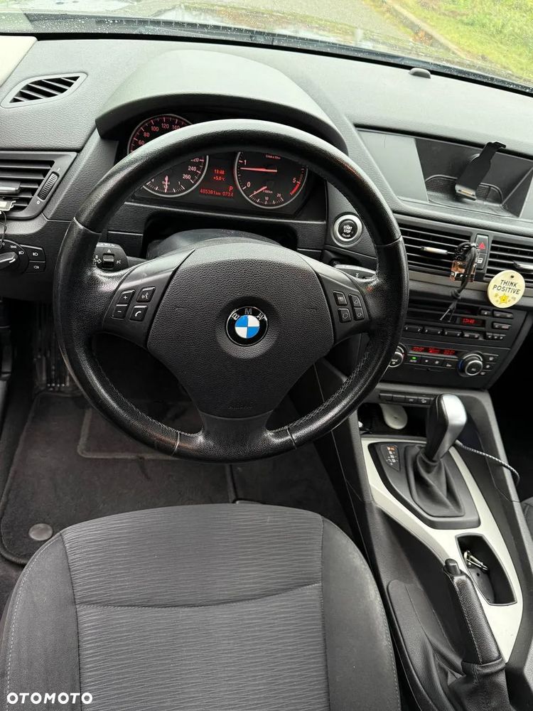 BMW X1 xDrive18d - 12
