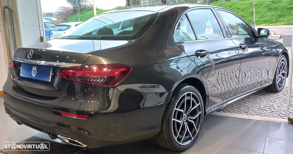 Mercedes-Benz E 300 de AMG Line - 4