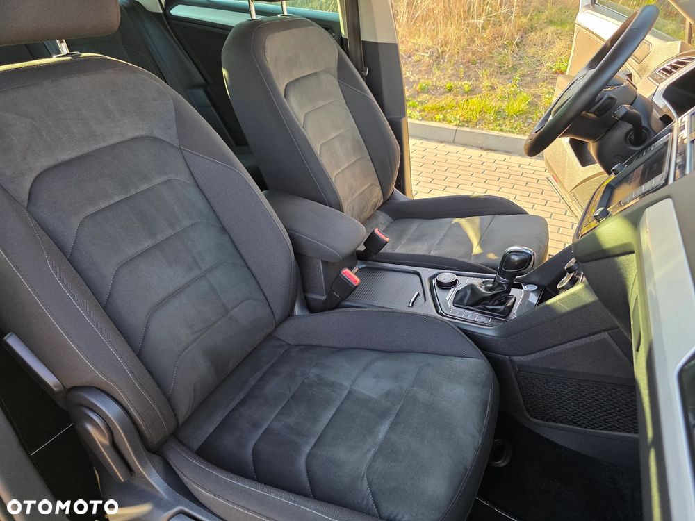 Volkswagen Tiguan 2.0 TDI SCR 4Motion (BlueMotion Techn.) DSG Highline - 29
