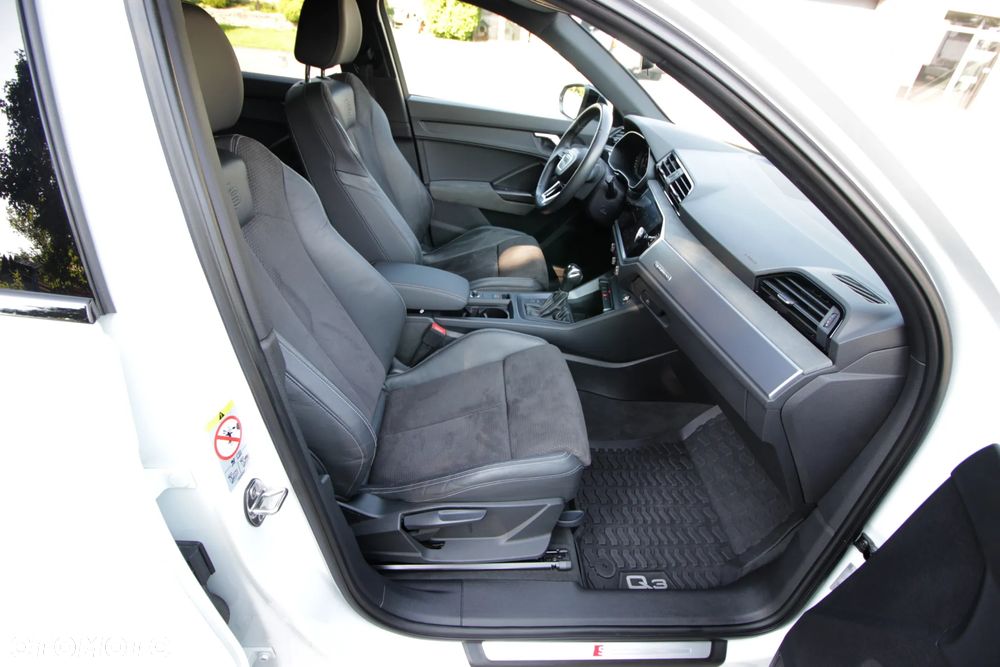 Audi Q3 40 TDI Quattro S Line S tronic - 25