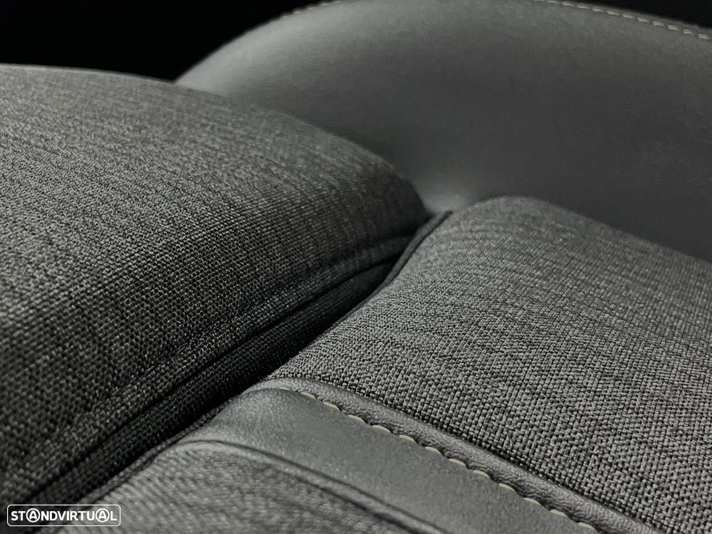 Peugeot 3008 1.6 PureTech GT EAT8 - 13