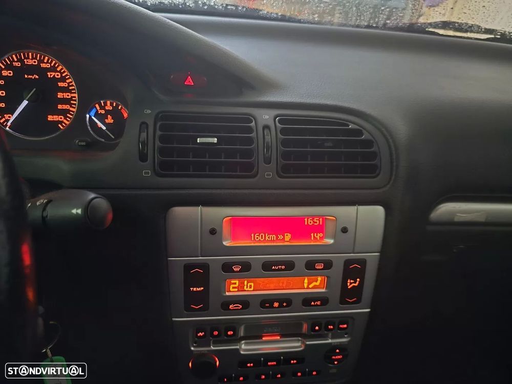 Peugeot 406 Coupé 2.2 HDi - 16