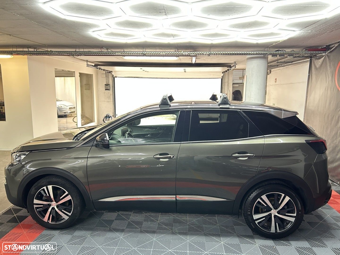 Peugeot 3008 1.5 BlueHDi Allure EAT8 - 5