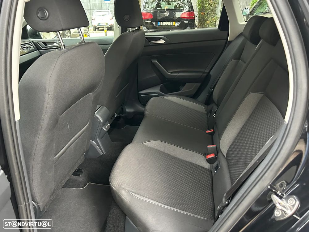 VW Taigo 1.0 TSI Urban DSG - 8