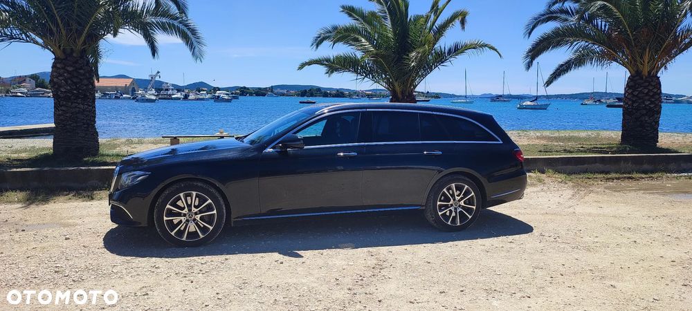 Mercedes-Benz Klasa E 350 d 4Matic 9G-TRONIC Exclusive - 2