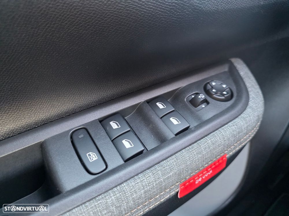 Citroën C3 Aircross 1.2 PureTech Plus - 19