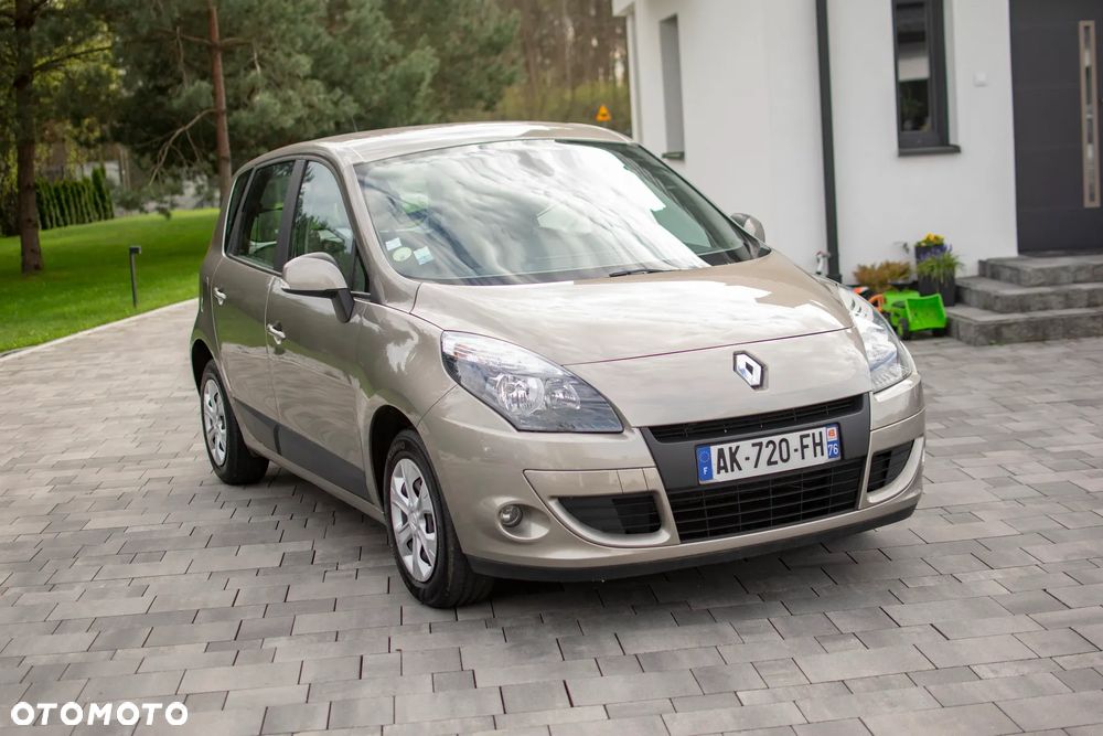 Renault Scenic - 12