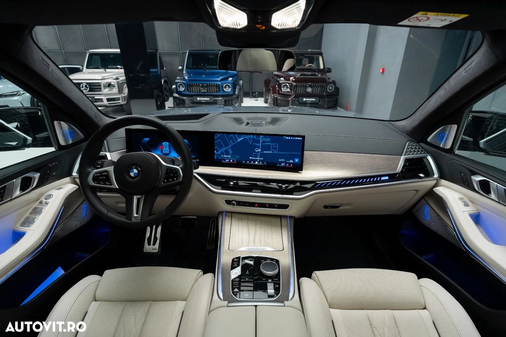 BMW X7 M60i xDrive AT MHEV - 28