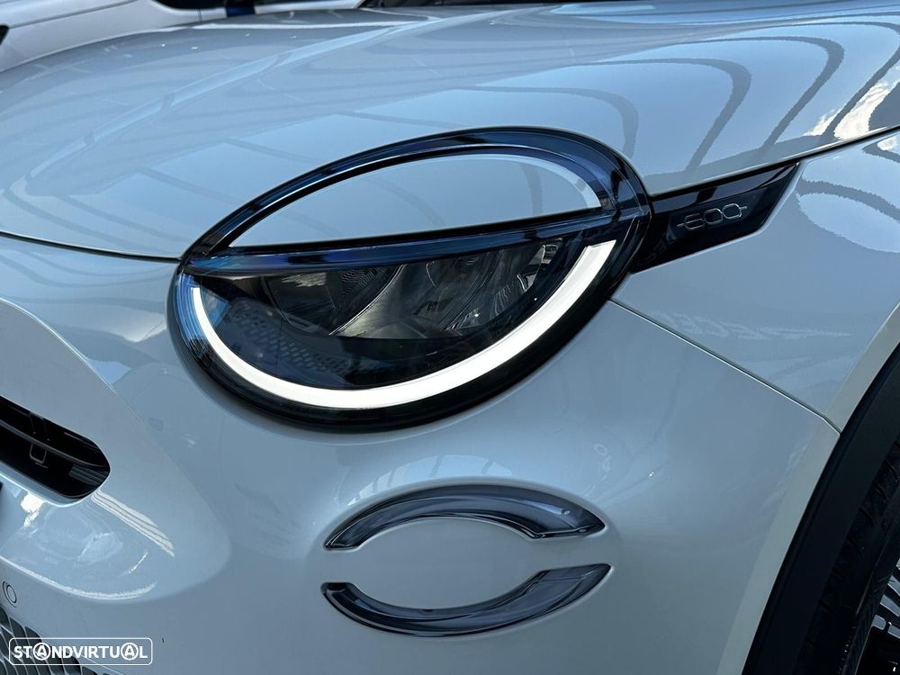 Fiat 600e 54 kWh (RED) - 7