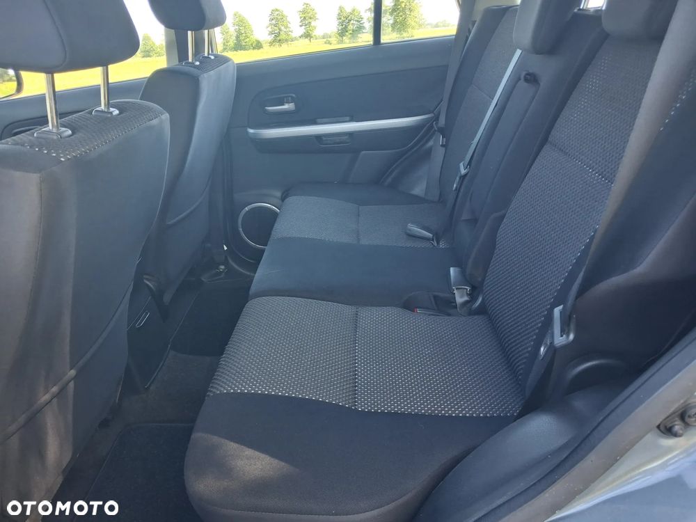 Suzuki Grand Vitara 1.9 DDiS Comfort DPF Limited - 19