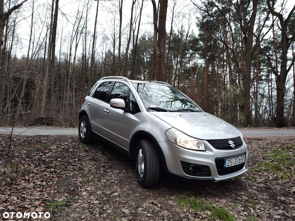Suzuki SX4 1.6 Premium 4WD - 1