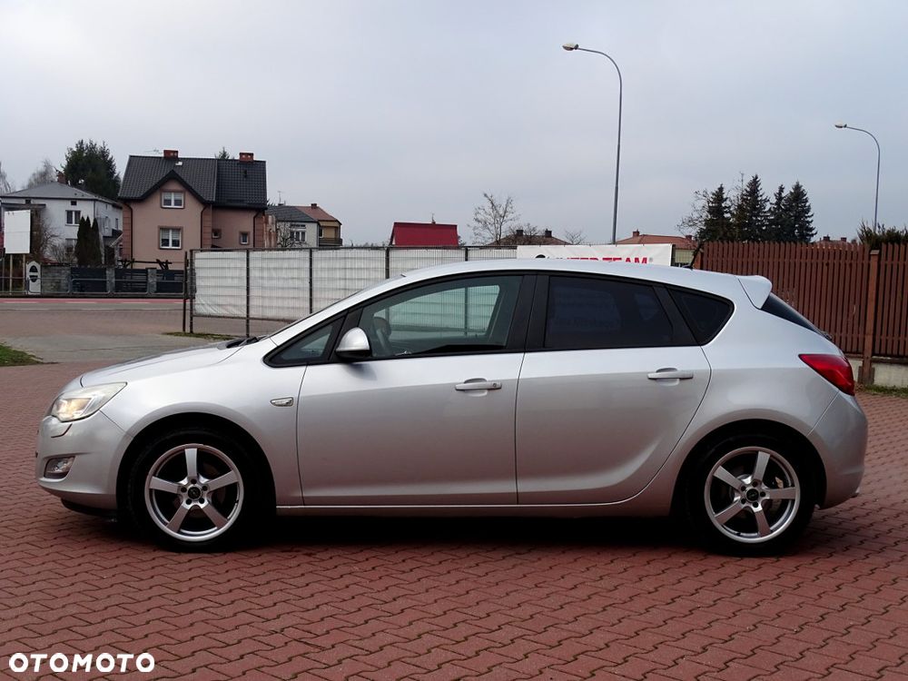 Opel Astra 1.4 Turbo - 5