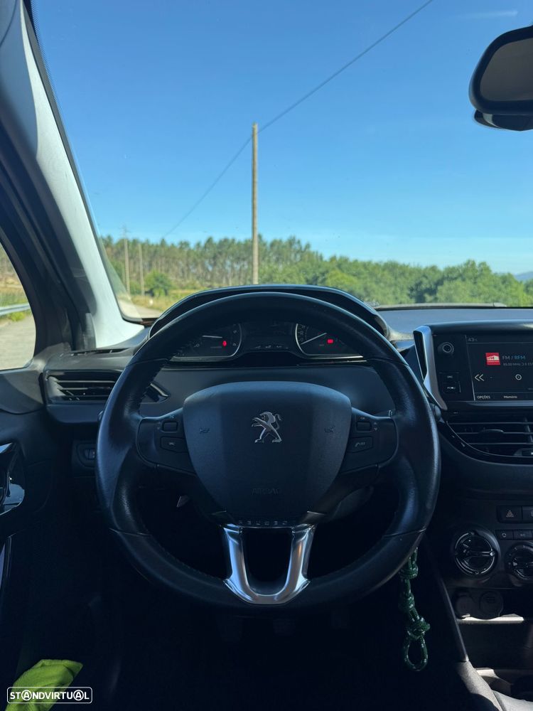 Peugeot 208 1.5 BlueHDi Signature - 8