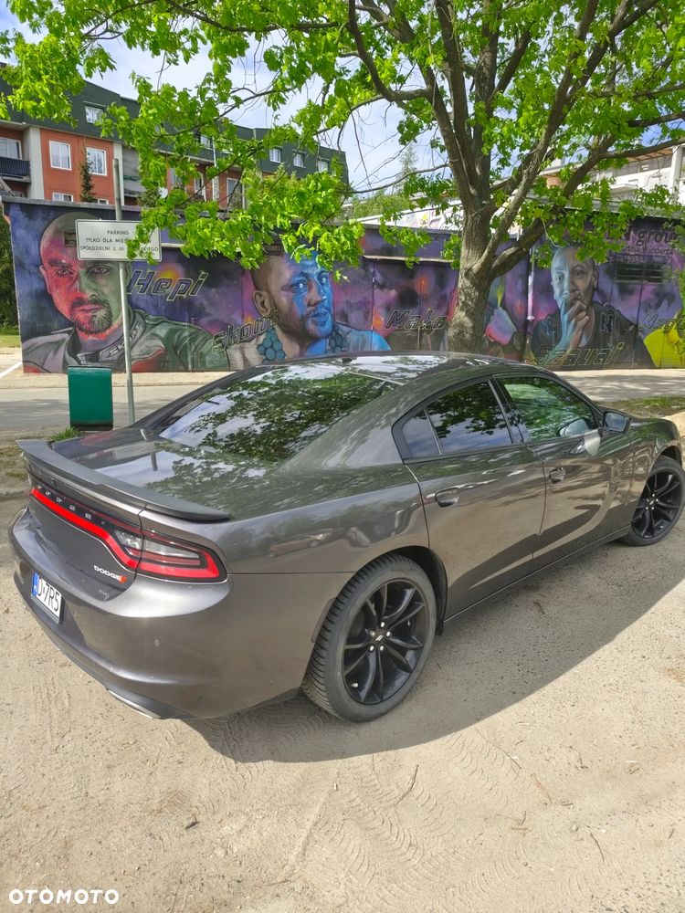 Dodge Charger - 5