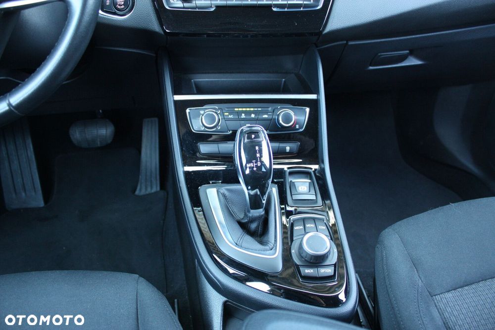 BMW Seria 2 218i GPF - 30