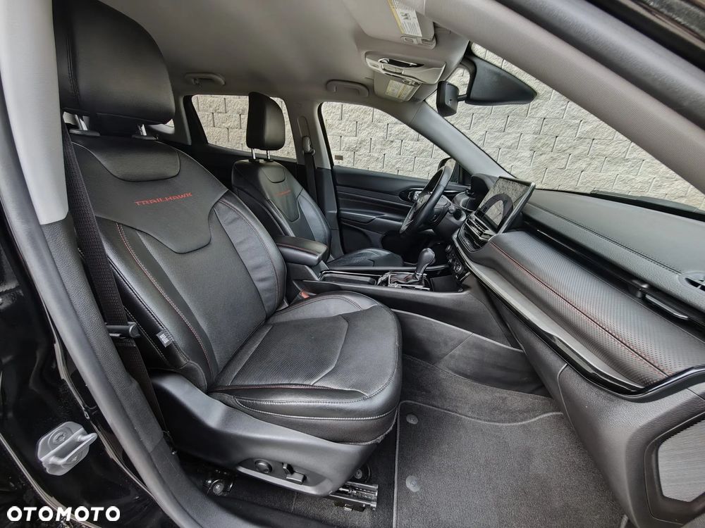 Jeep Compass - 13