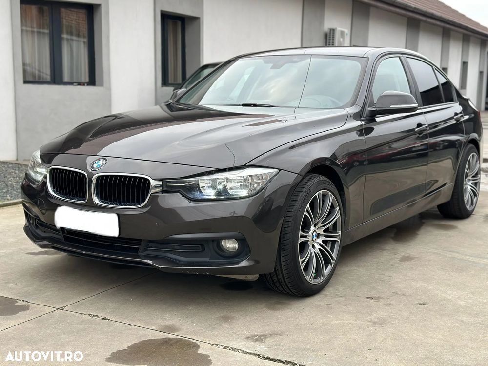 BMW Seria 3 318d Edition Luxury Line Purity - 2
