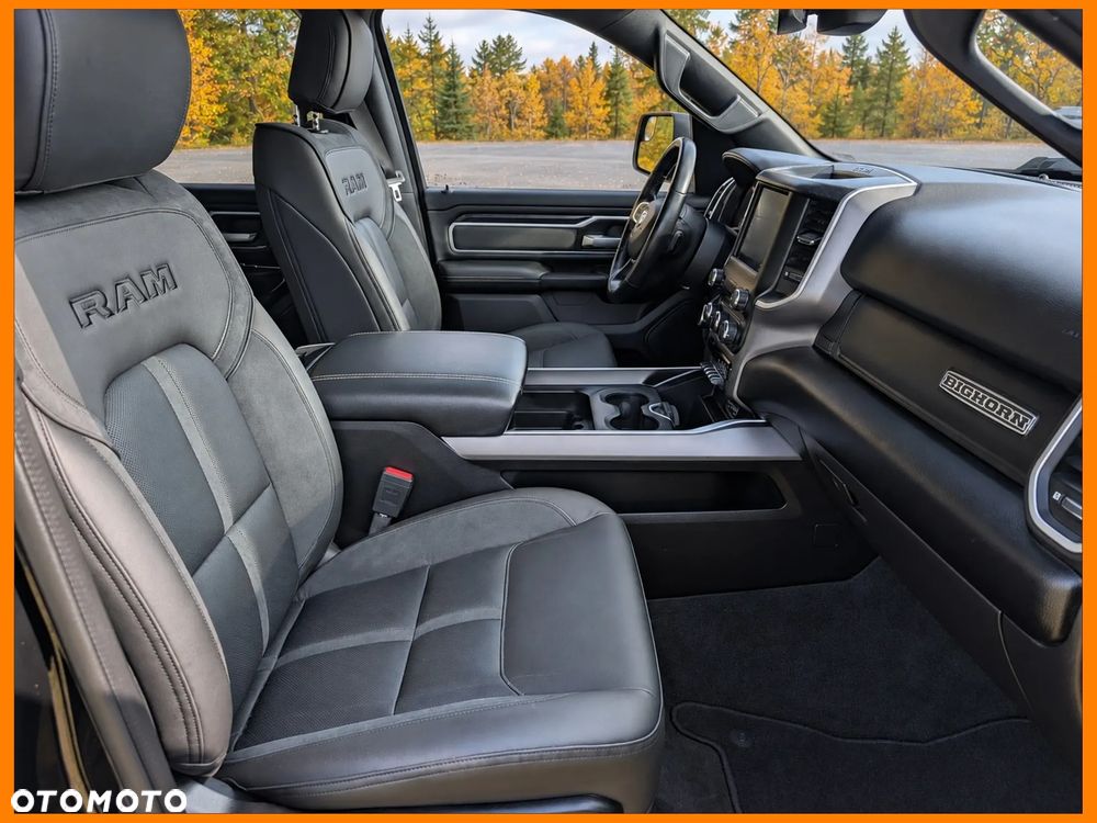 RAM 1500 Crew Cab Shortbed Bighorn - 20