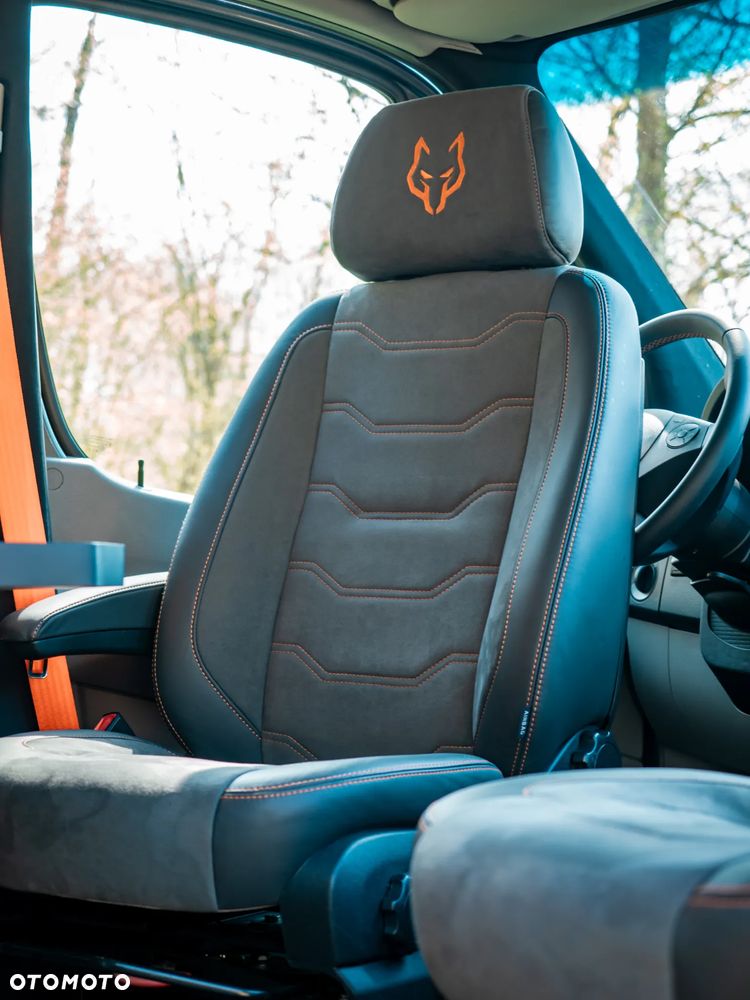 Mercedes-Benz Sprinter - 40