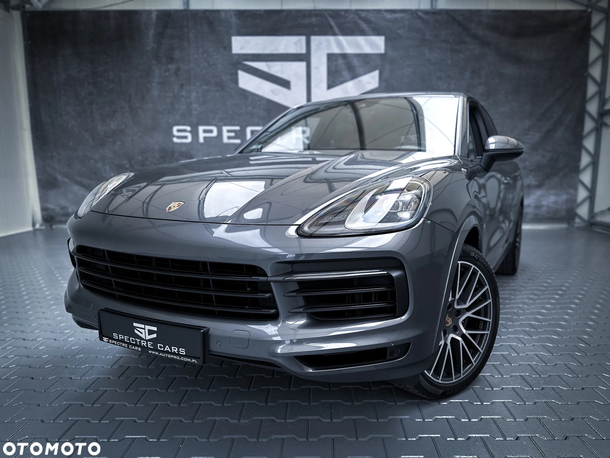 Porsche Cayenne Standard - 3