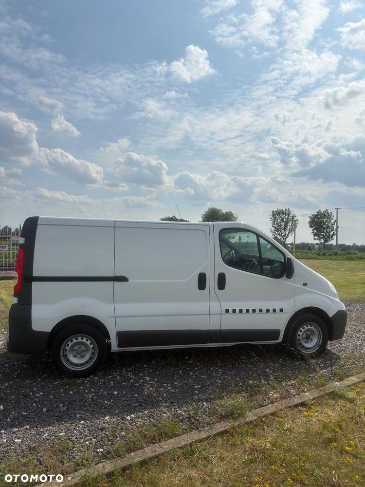 Opel Vivaro - 19