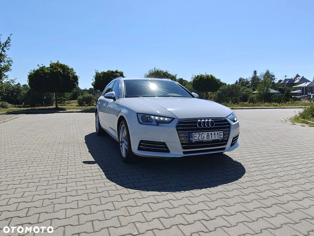 Audi A4 Avant 2.0 TDI S tronic - 23