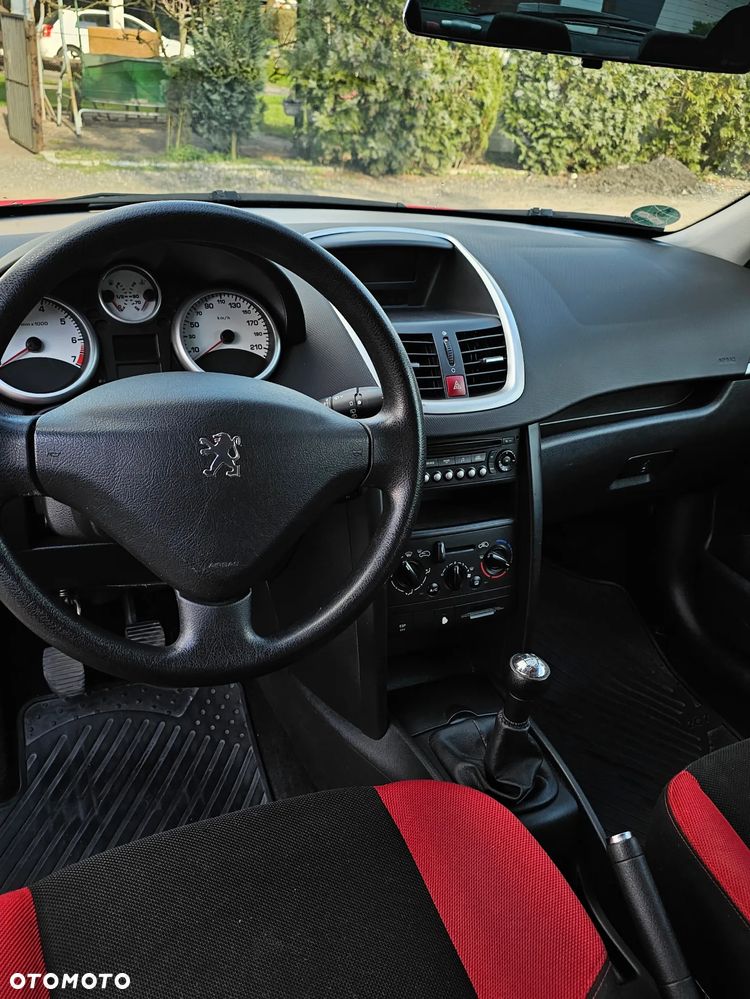 Peugeot 207 75 Urban Move - 7