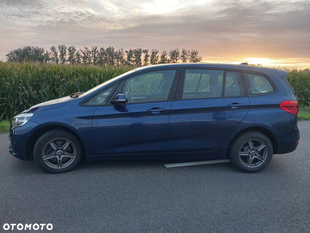 BMW Seria 2 218i - 8