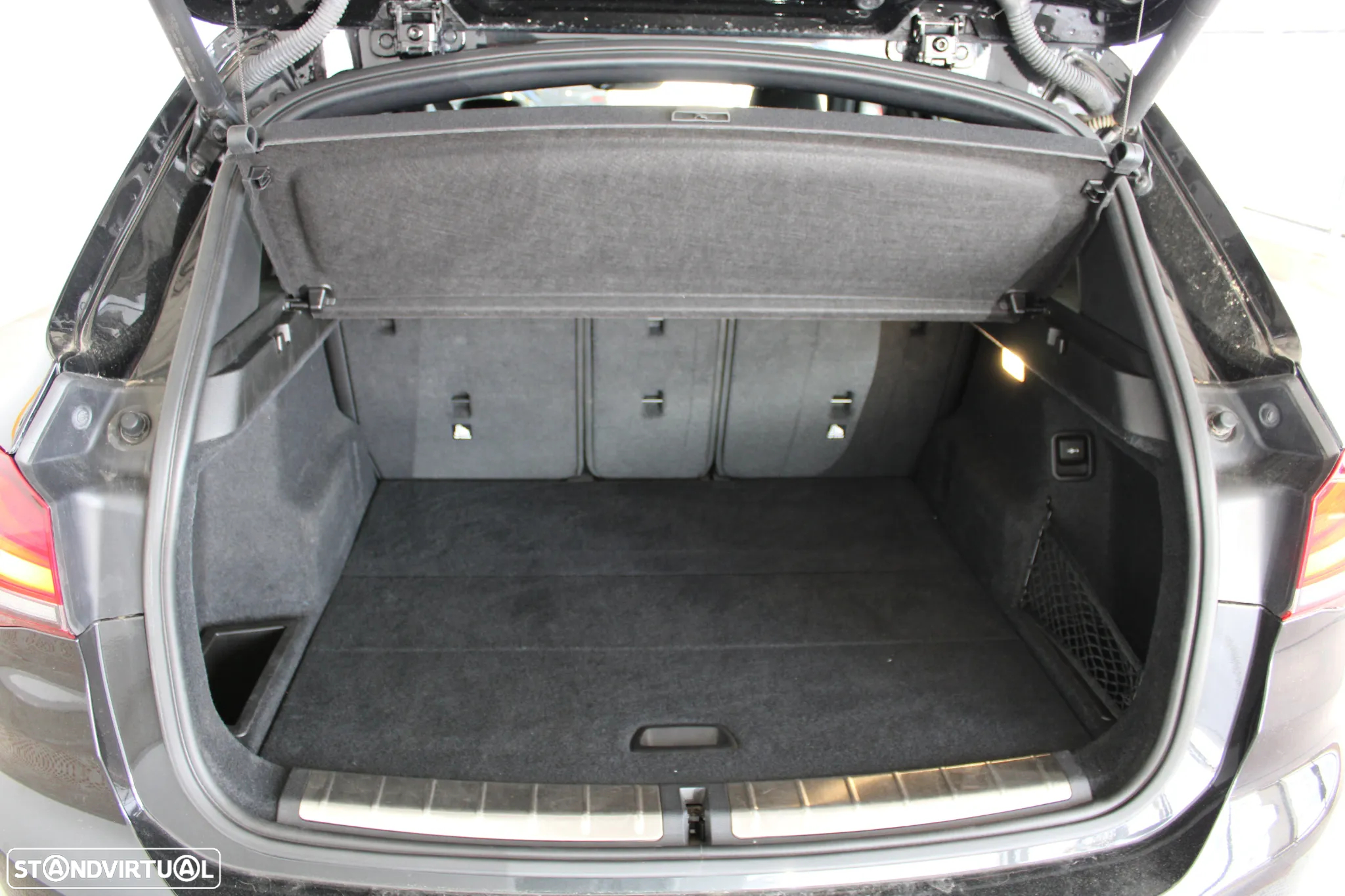 BMW X1 16 d sDrive xLine Auto - 23