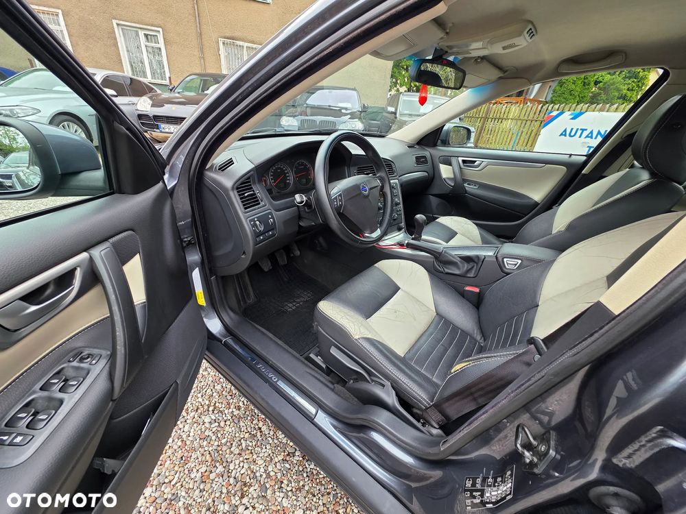 Volvo S60 2.4 Momentum - 10