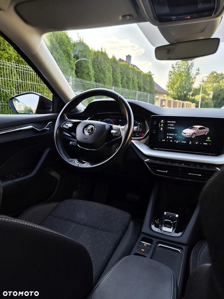 Skoda Octavia 2.0 TDI SCR Style DSG - 7