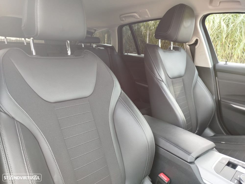 BMW 318 d Aut. Sport Line - 2