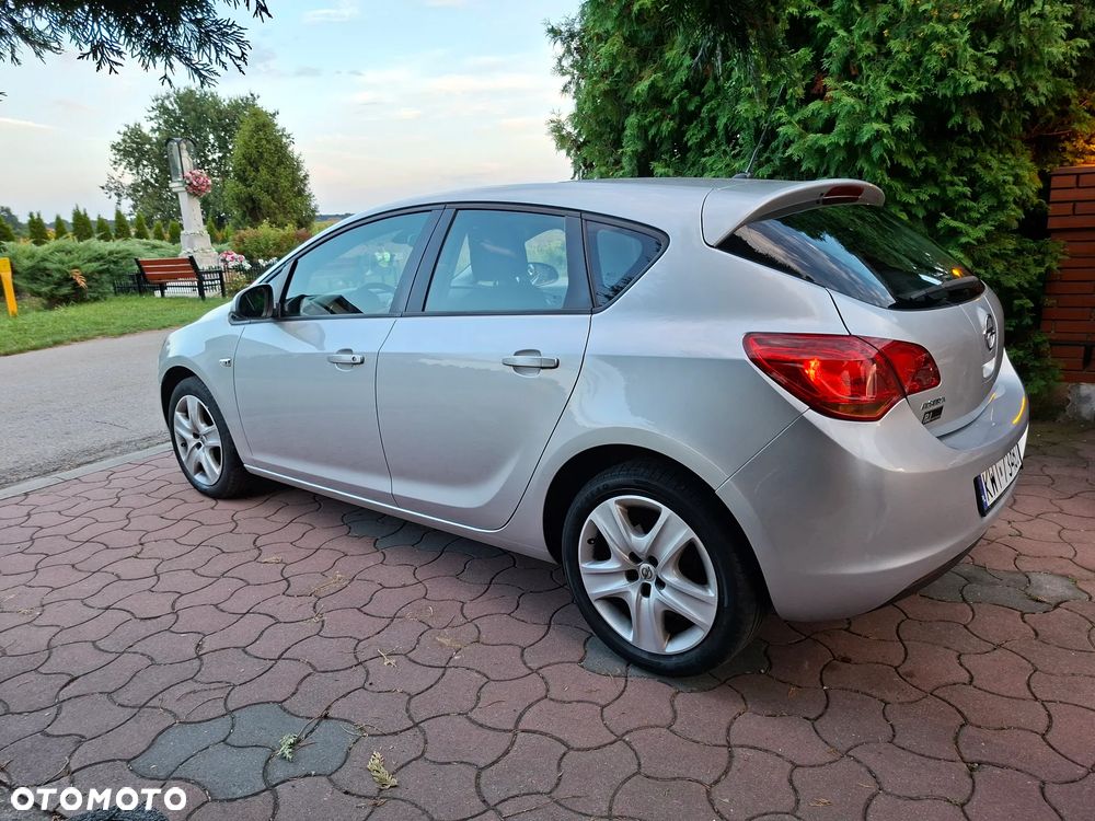 Opel Astra - 21
