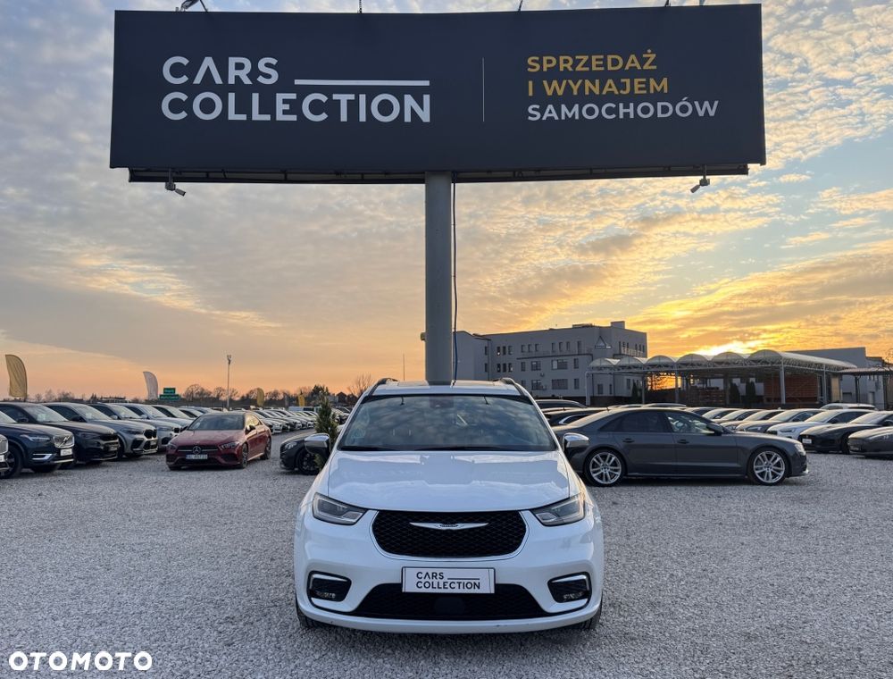 Chrysler Pacifica - 26