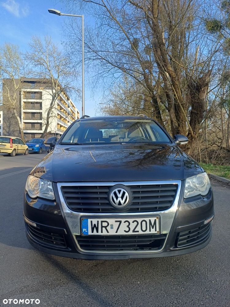 Volkswagen Passat - 3