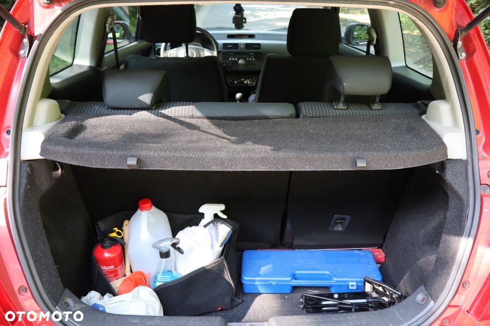 Suzuki Swift 1.3 GC - 16