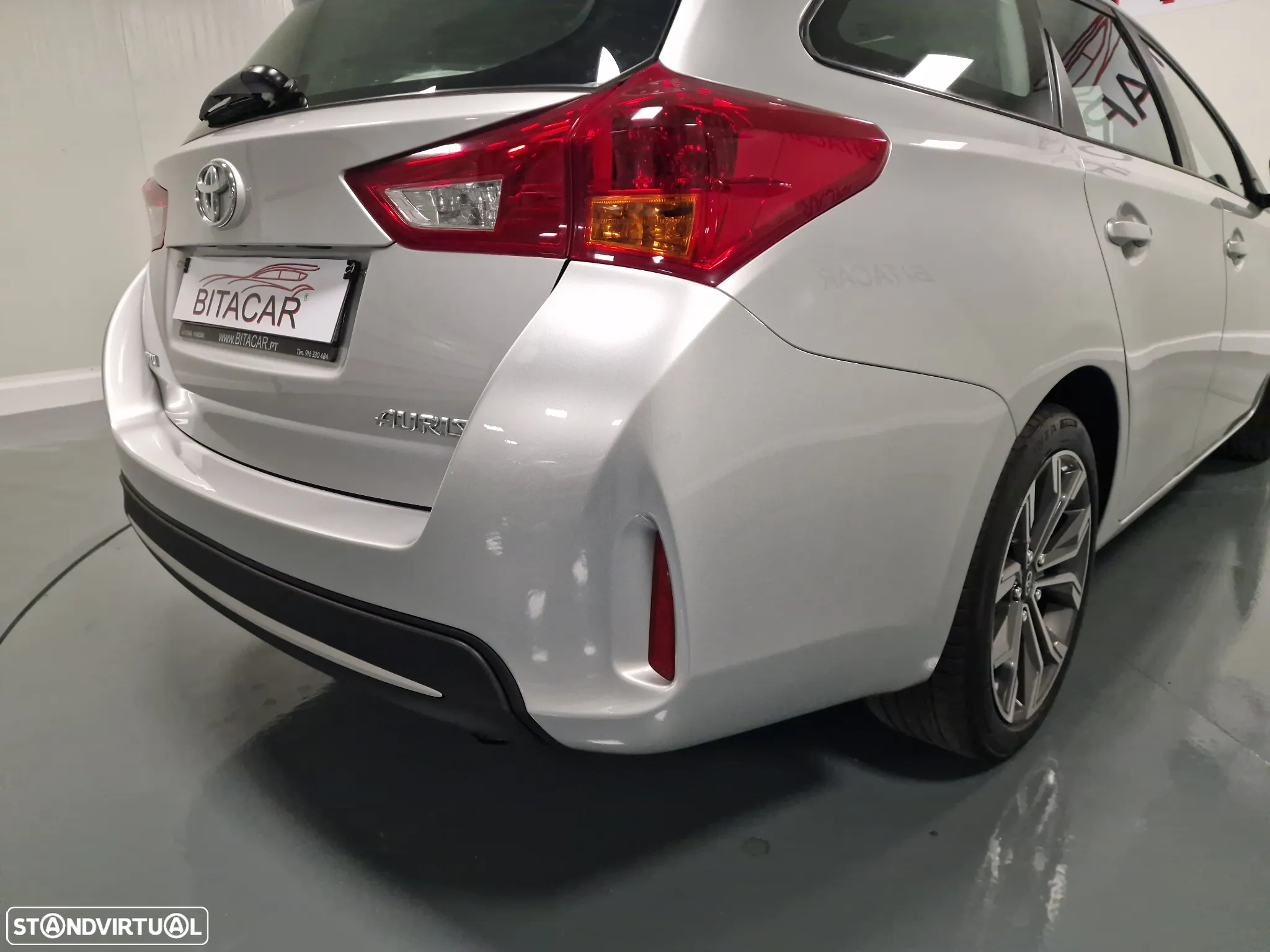Toyota Auris Touring Sports 1.4 D-4D Comfort+J16 - 21