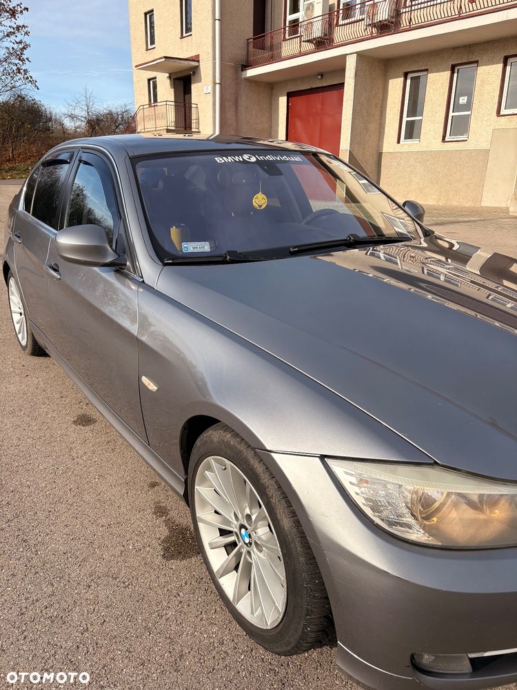 BMW Seria 3 325d - 9