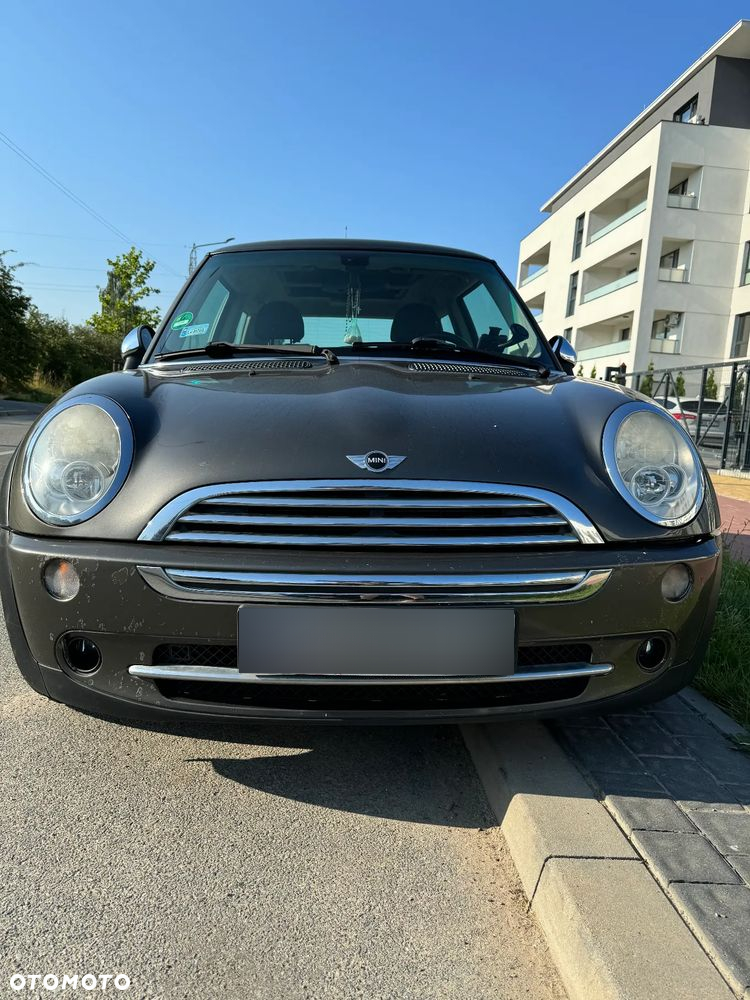 MINI Cooper Standard - 3